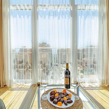 Perla De Malagueta Apartment Malaga Ngoại thất bức ảnh