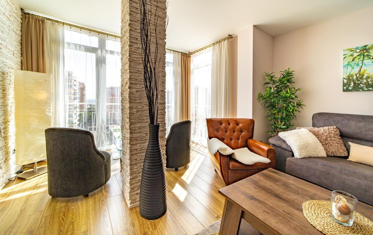 Perla De Malagueta Apartment Malaga Ngoại thất bức ảnh