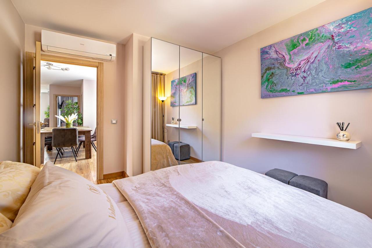 Perla De Malagueta Apartment Malaga Ngoại thất bức ảnh