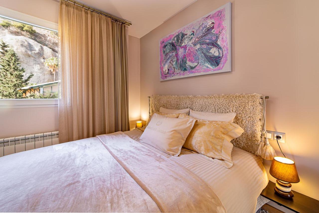 Perla De Malagueta Apartment Malaga Ngoại thất bức ảnh