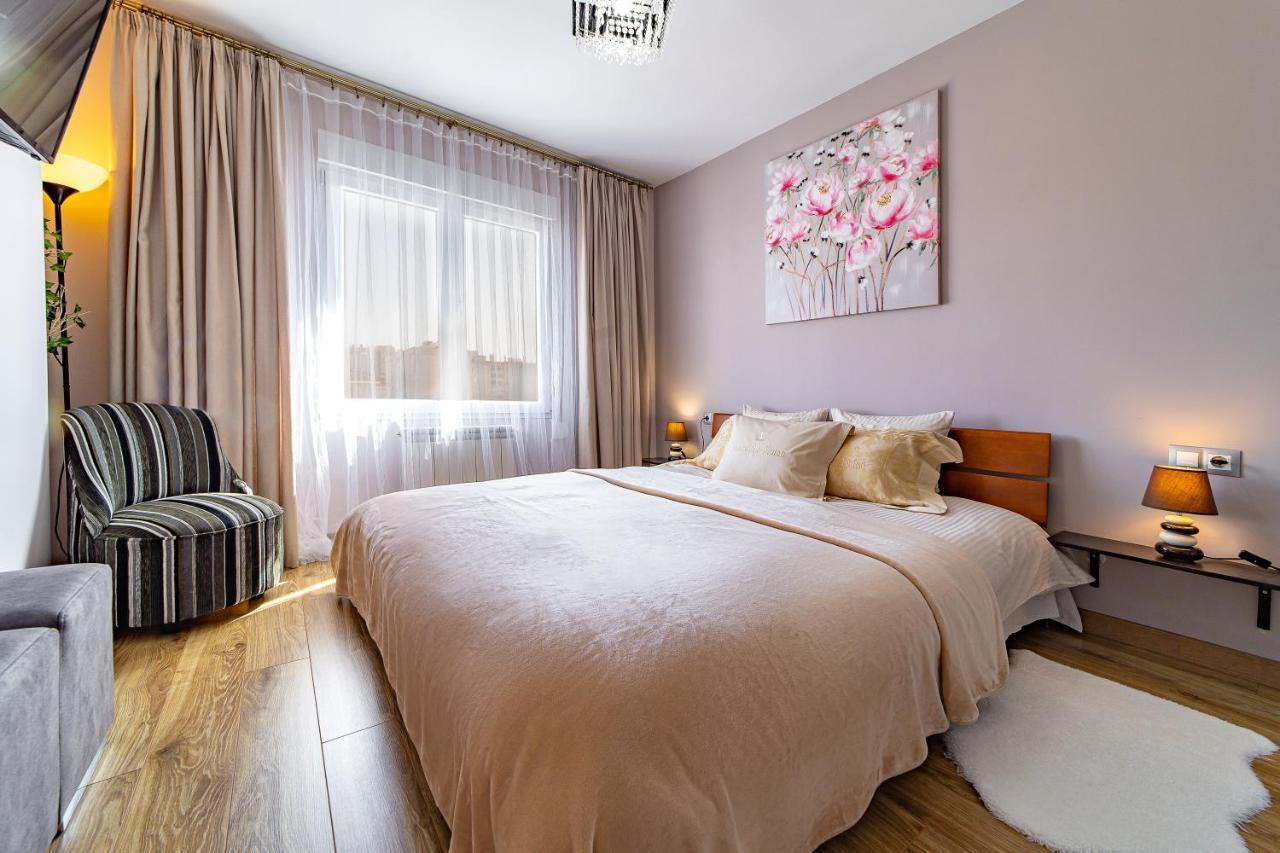 Perla De Malagueta Apartment Malaga Ngoại thất bức ảnh