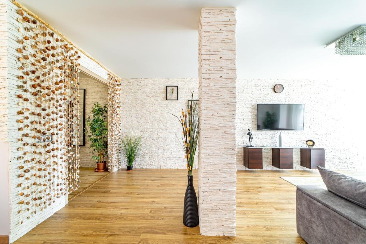Perla De Malagueta Apartment Malaga Ngoại thất bức ảnh