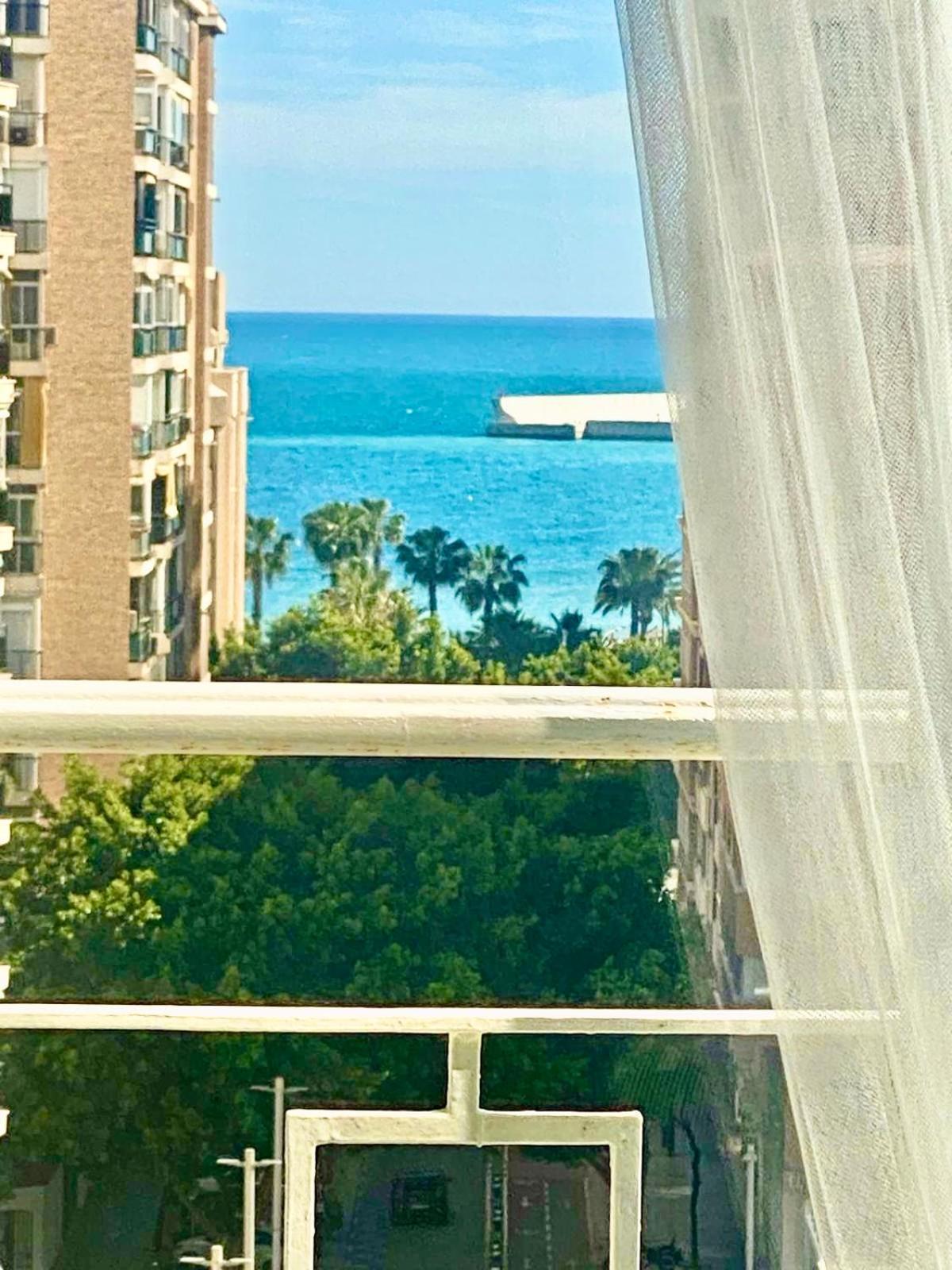 Perla De Malagueta Apartment Malaga Ngoại thất bức ảnh